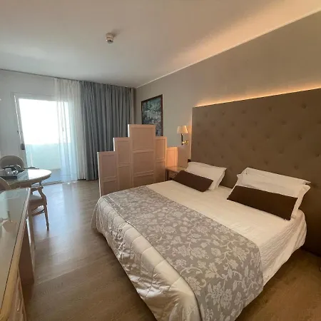 Park Cellini Hotel 4*