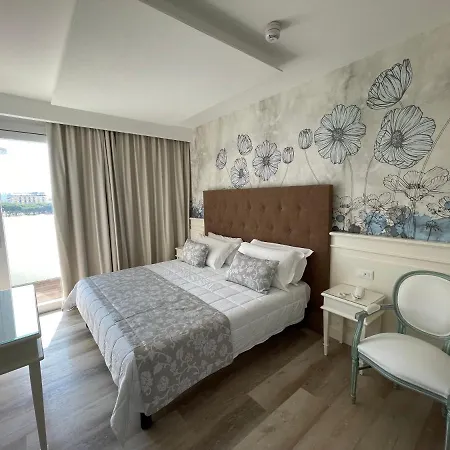 Park Cellini Hotel 4*