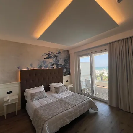 Hotel Park Cellini 4*