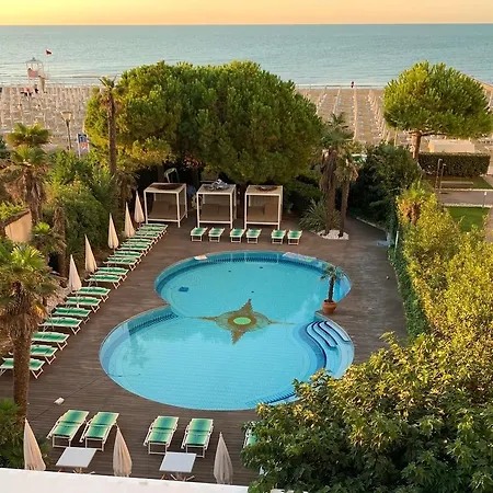 Park Cellini 4*