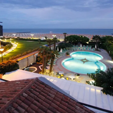 Park Cellini Hotel